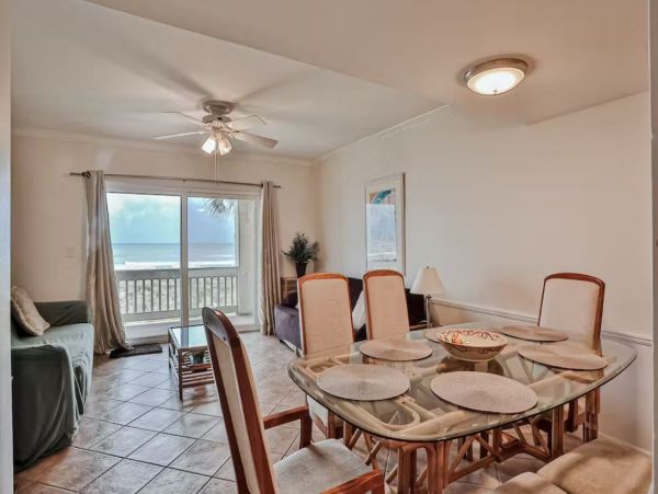 Oceanfront Vacation Townhouse in St. Augustine 10 Guests
