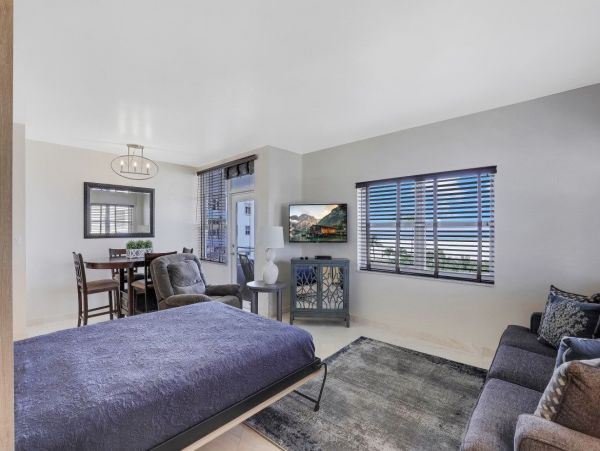 Marco Island Condo 1026775
