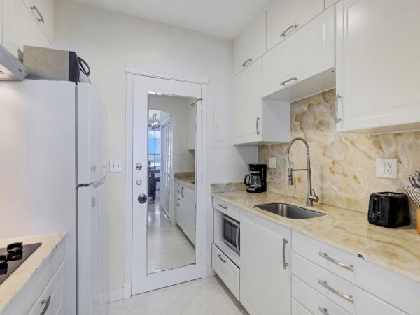 Marco Island Condo 1026775