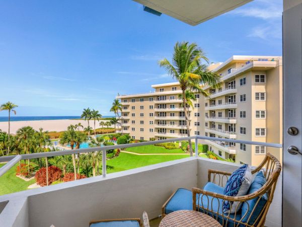 Marco Island Condo 1026775