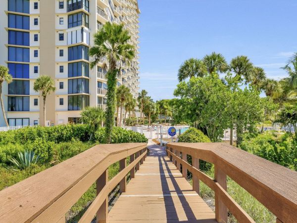Marco Island Condo 1026777