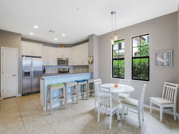 Naples Condo 1026778