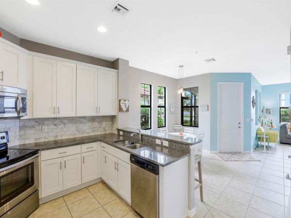 Naples Condo 1026778