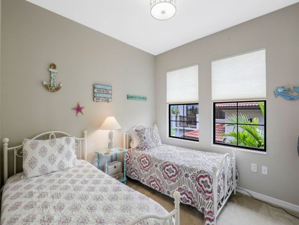 Naples Condo 1026778