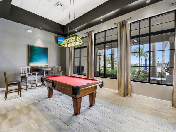 Naples Condo 1026778