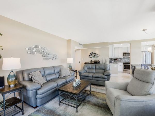 Marco Island Condo 1026779
