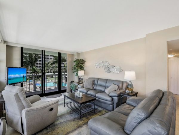 Marco Island Condo 1026779
