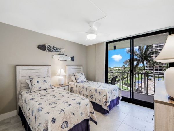 Marco Island Condo 1026779