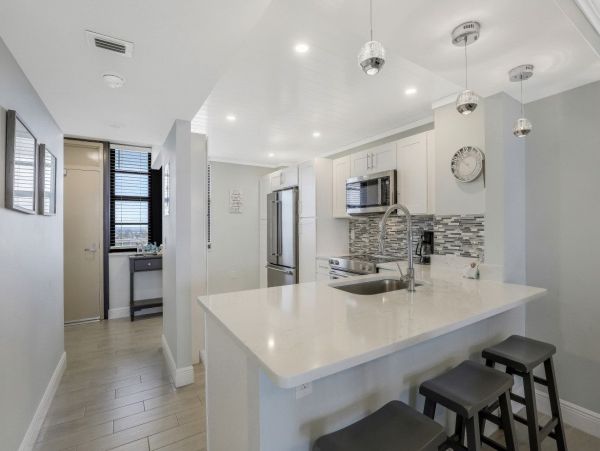 Marco Island Condo 1026781
