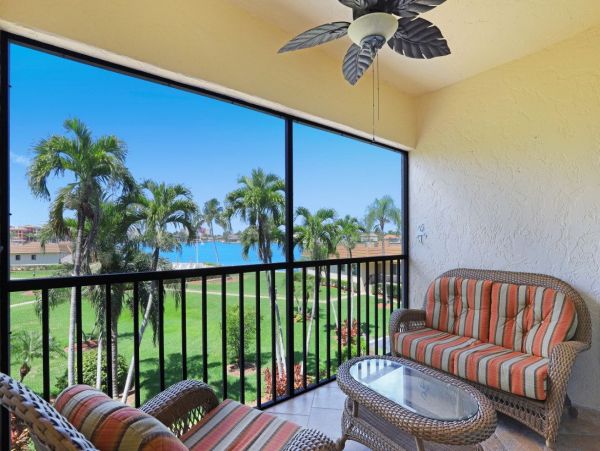 Marco Island Condo 1026782