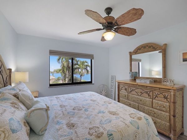 Marco Island Condo 1026782