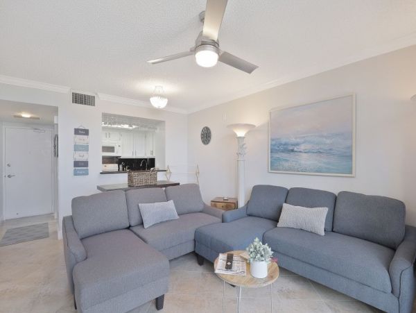 Marco Island Condo 1026783