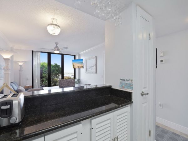 Marco Island Condo 1026783