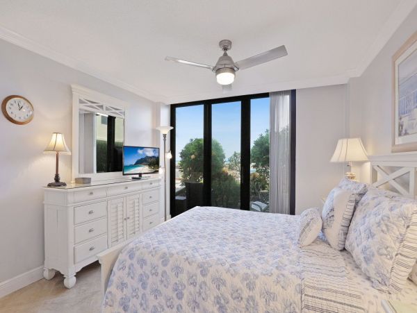 Marco Island Condo 1026783