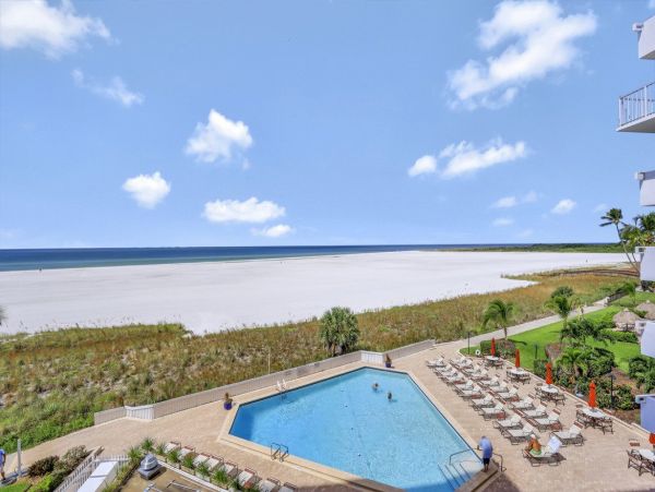 Marco Island Condo 1026783