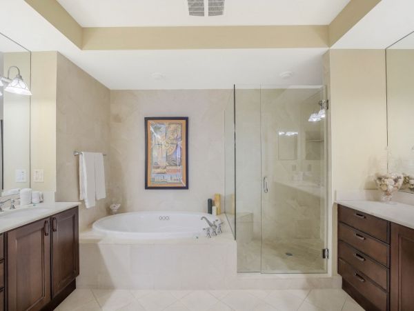 Marco Island Vacation Rental - Waterfront Condo with Balcony & Pool