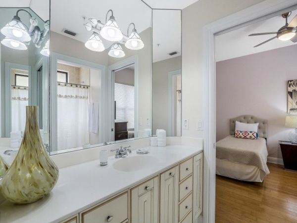 Marco Island Vacation Rental - Waterfront Condo with Balcony & Pool