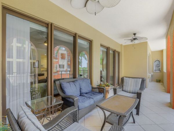 Marco Island Vacation Rental - Waterfront Condo with Balcony & Pool