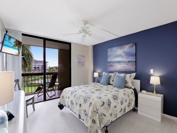 Marco Island Condo 1026787