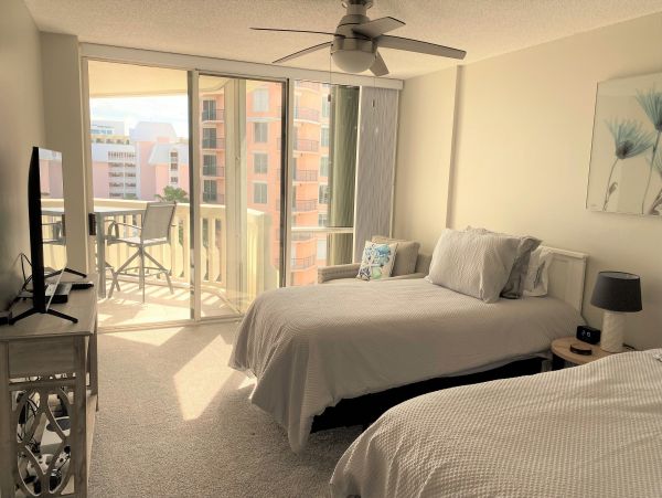 Marco Island Condo 1026788