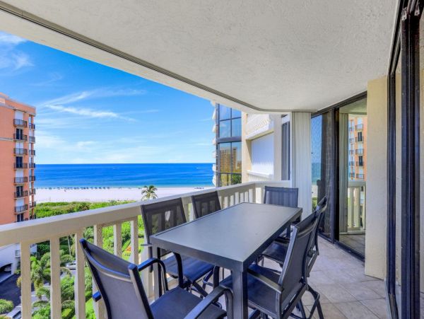 Marco Island Condo 1026788