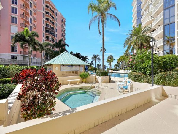 Marco Island Condo 1026788