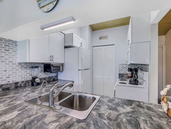 Marco Island Condo 1026789