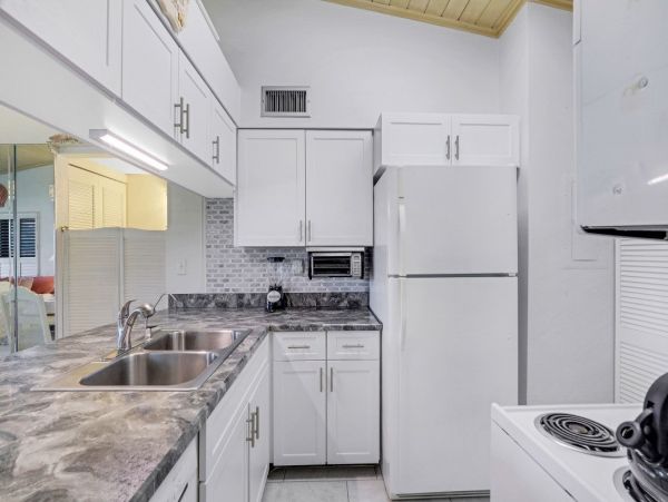 Marco Island Condo 1026789