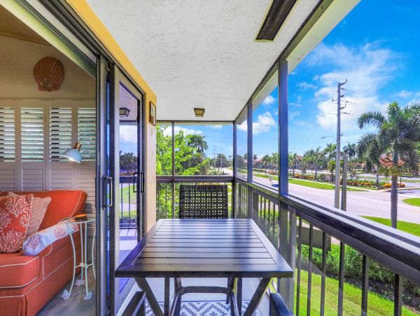 Marco Island Condo 1026789