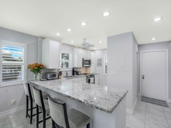 Marco Island Condo 1026792