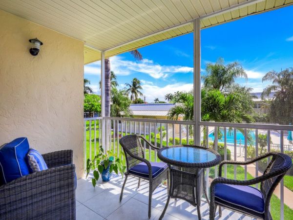 Marco Island Condo 1026792