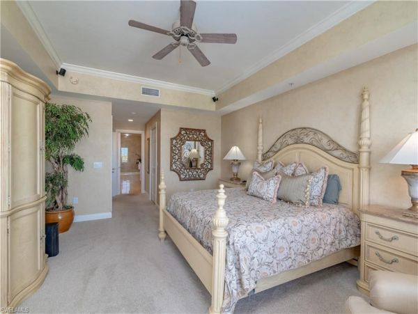 Marco Island Condo 1026794
