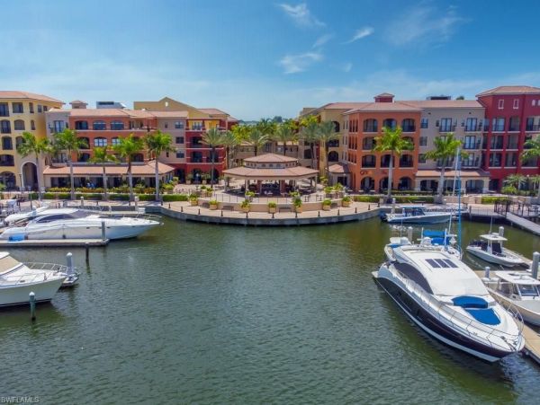 Marco Island Condo 1026794
