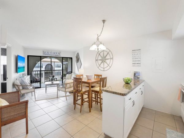 Marco Island Condo 1026795
