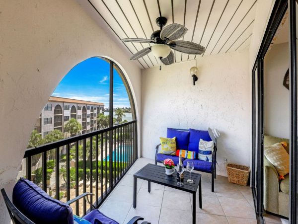 Marco Island Condo 1026795