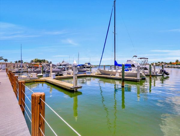 Marco Island Condo 1026795