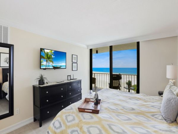 Marco Island Condo 1026798