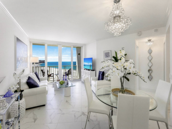 Be One of the First To Stay At This New Marco Beach Condo
