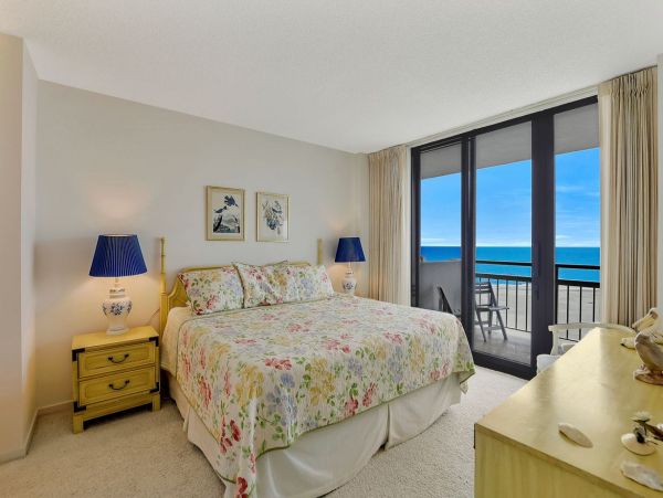 Marco Island Condo 1026803