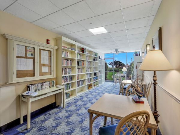 Marco Island Condo 1026803