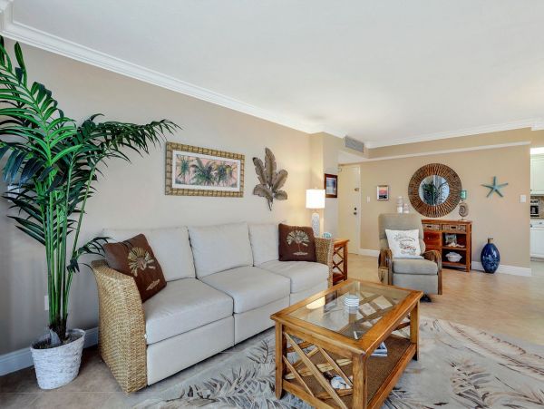 Marco Island Condo 1026804