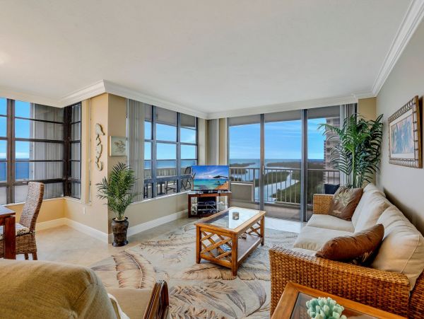 Marco Island Condo 1026804