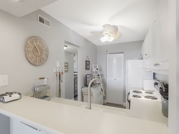 Marco Island Condo 1026806
