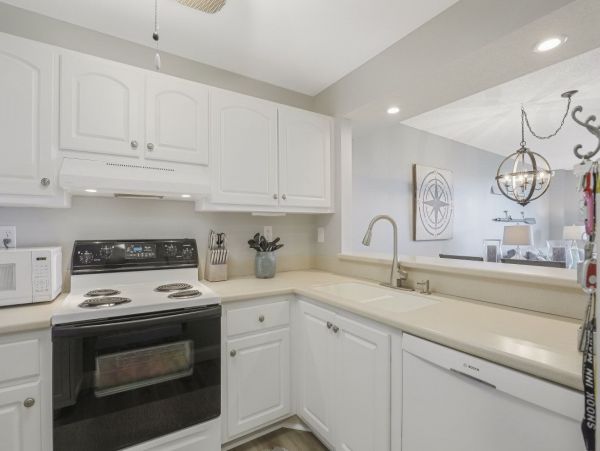 Marco Island Condo 1026806