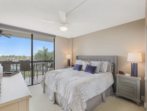 Marco Island Condo 1026806
