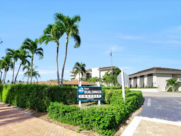 Marco Island Condo 1026806