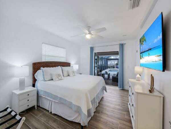 Canal-Front Vacation Home with Pool and Boat Dock in Naples