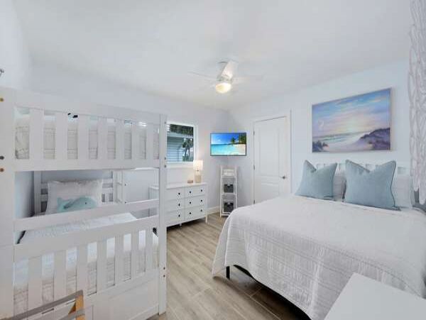 Canal-Front Vacation Home with Pool and Boat Dock in Naples