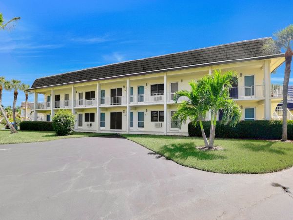Marco Island Condo 1026809