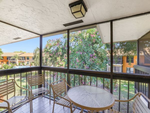 Marco Island Condo 1026810